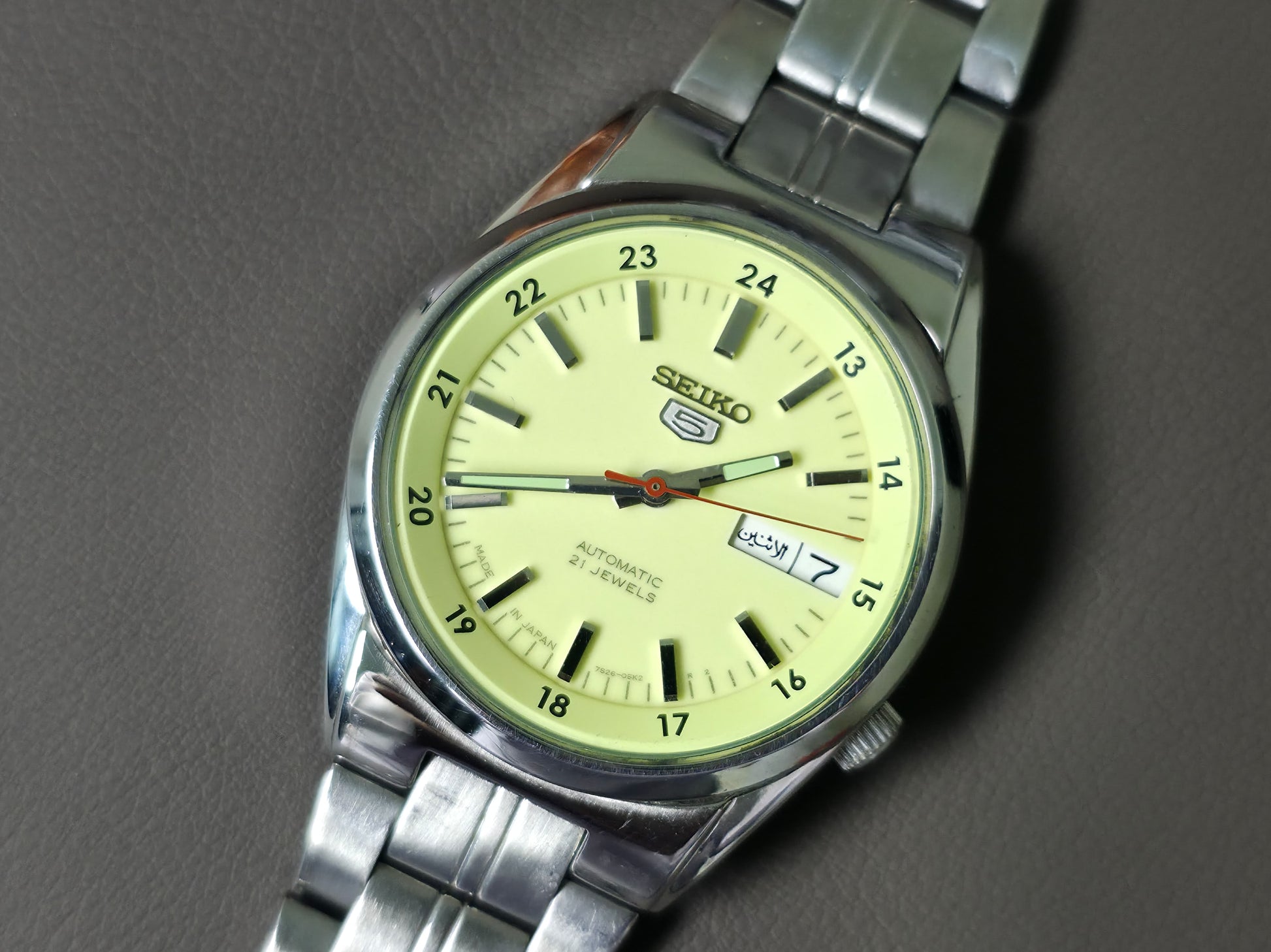 Seiko 5 Automatic 7S26-02C0 Railway Lume Dial 35mm Men's Watch, Perfect