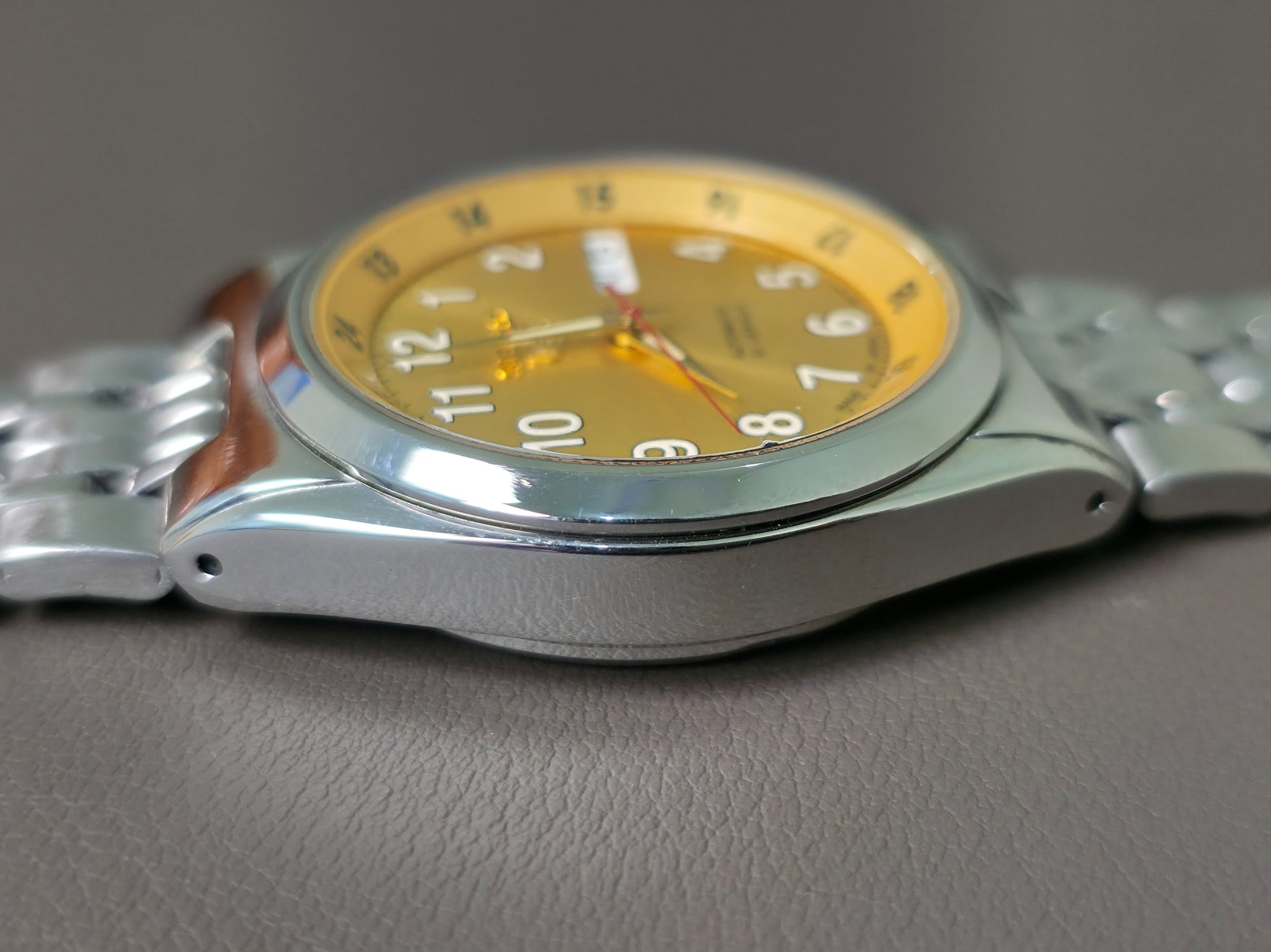 Seiko 5 Automatic 7S26-02C0 Railway Gold Dial 35mm Men's Watch, Perfect
