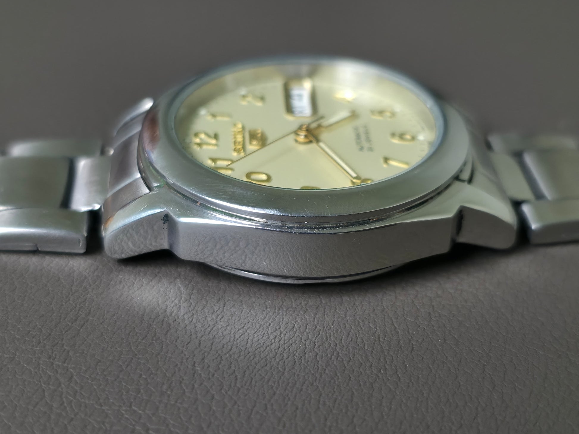 Seiko 5 Automatic 7S26-0400 35mm Men's Watch, Perfect
